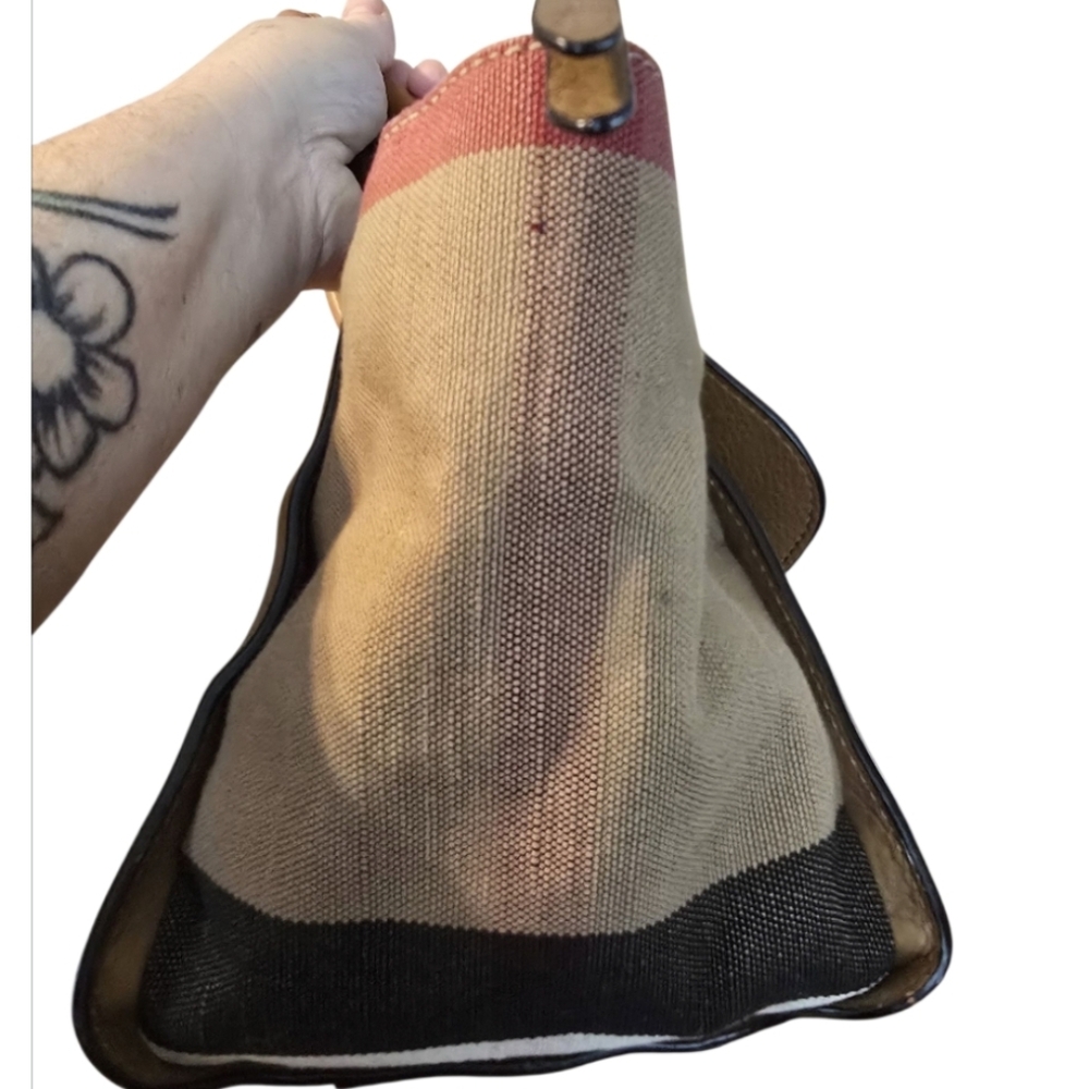 Burberry Harcourt Medium Mega Check Tote In EUC - Picture 12 of 16